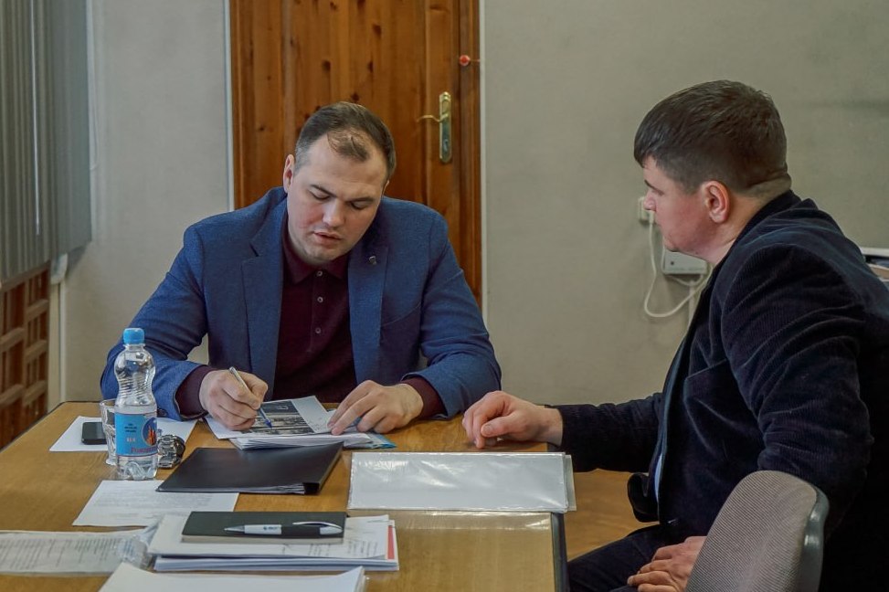Глава администрации  Яковлевского городского округа встретился с членом общественной организации.