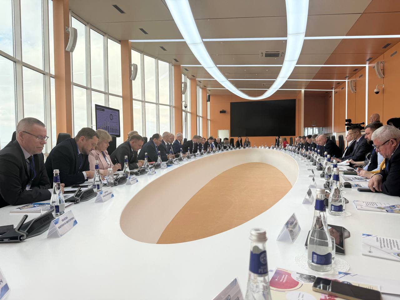 Актуальные вопросы денежно-кредитной политики Банка России рассмотрели на коммуникационной сессии 29 октября 2025 года..