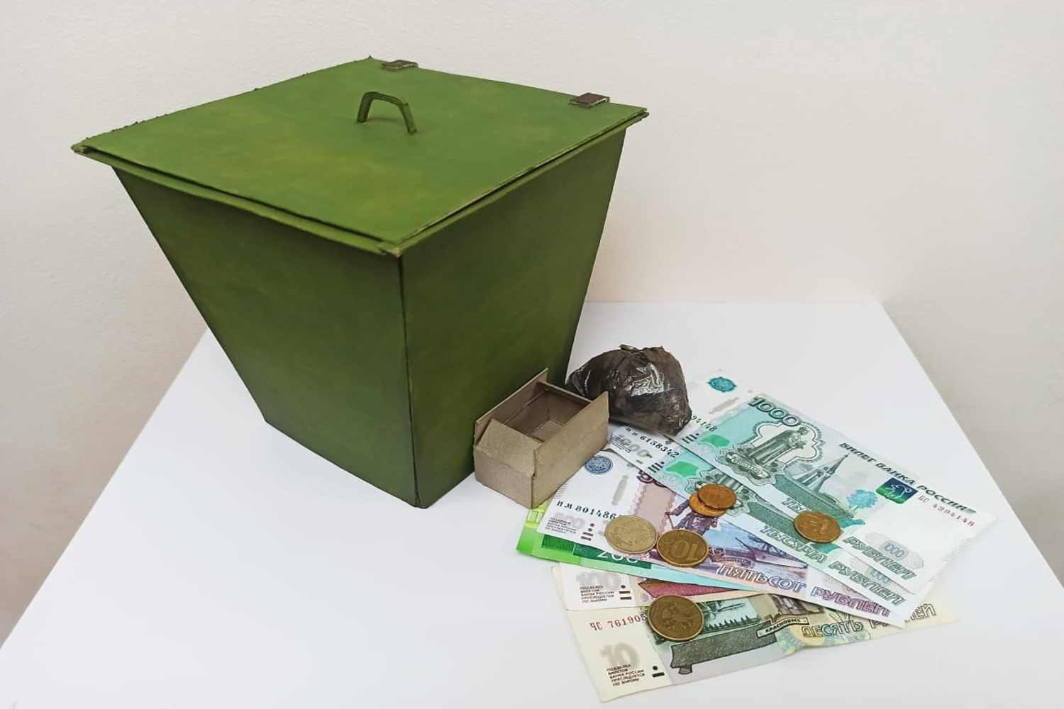 МУСОРНЫЕ ДОЛГИ: ПЕРЕПЛАЧИВАТЬ СЕБЕ ДОРОЖЕ.