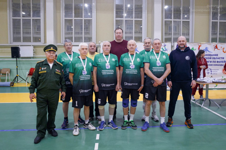 Команда Яковлевского округа заняла 2 место среди команд области среди ветеранам.