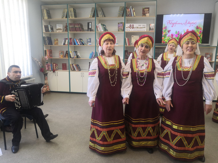 Плановое собрание совета ветеранов посёлка Томаровка посвященное Международному женскому дню 8 Марта.